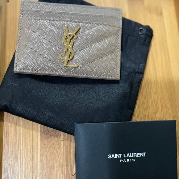 SAINT LAURENT Cassandre matelassé leather cardholder